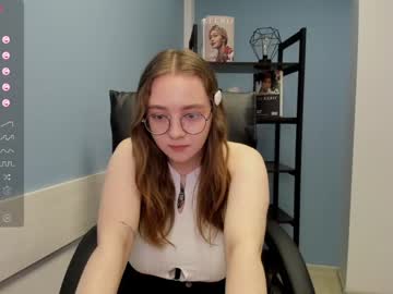 girl Chaturbate Mature Sex Cams with emma_adorablle
