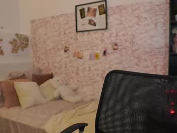 girl Chaturbate Mature Sex Cams with nicolette__shea_